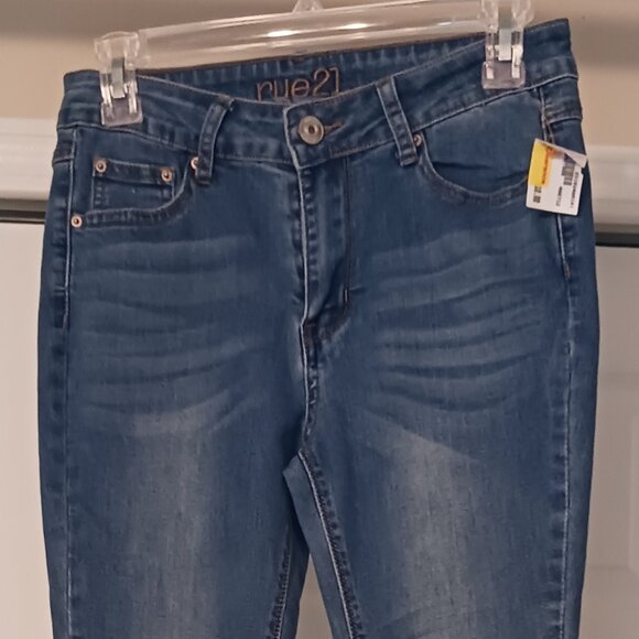 #302 2/$15 - Rue21 Blue Mid-Rise Jeggings Size 8 Short - Picture 3 of 6